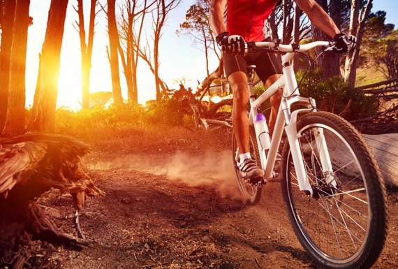 Consejos para disfrutar de tu bicicleta en rutas de montaña