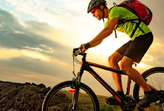 ¿A qué altura hay que colocar el manillar de la bicicleta?